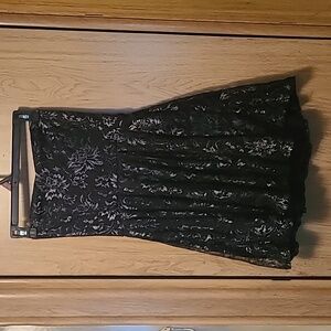 FOREVER 21 sizes s black mini dress